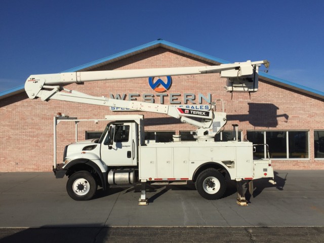 2014  7300 Bucket Truck in , 