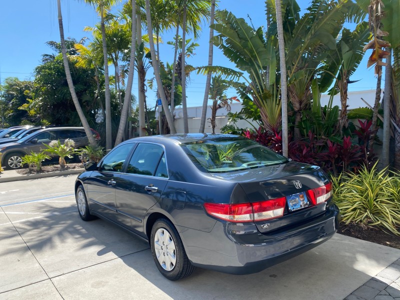 2004 Honda Accord Sdn LX LOW MILES 68,079 in , 