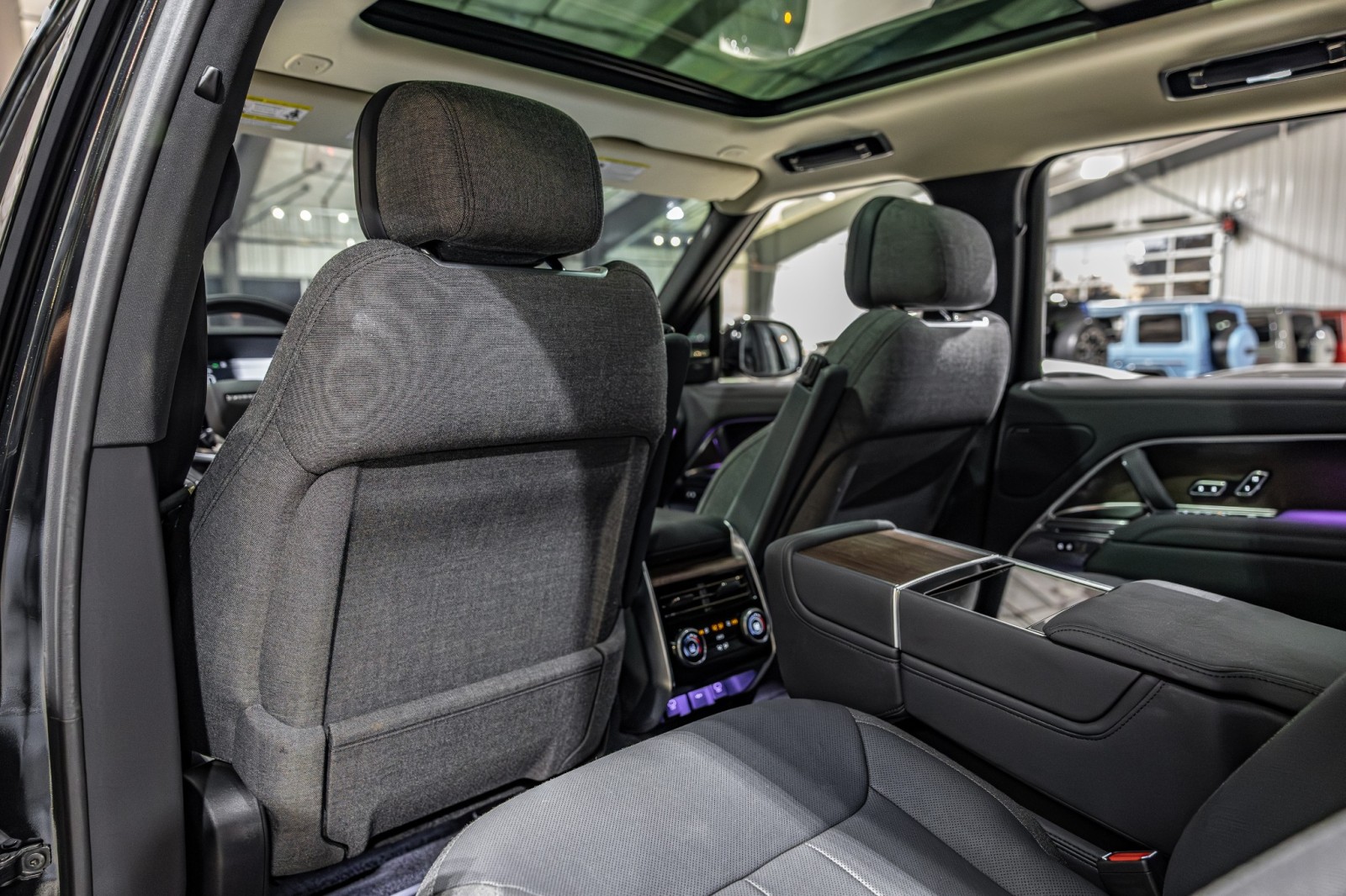 Used Car 2023 Land Rover Range Rover  Se For Sale Under $110,000 In Boerne, Texas