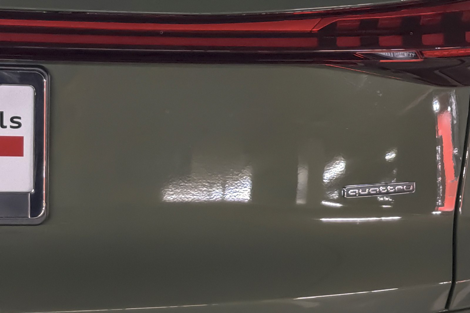 New 2026 District Green Metallic Audi Premium 2.0 TFSI quattro image 25