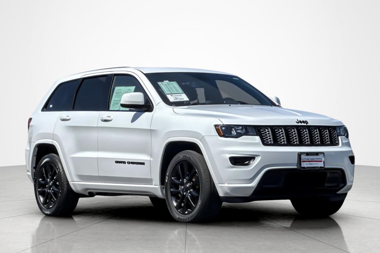 Used 2020 WHITE Jeep Altitude image 7