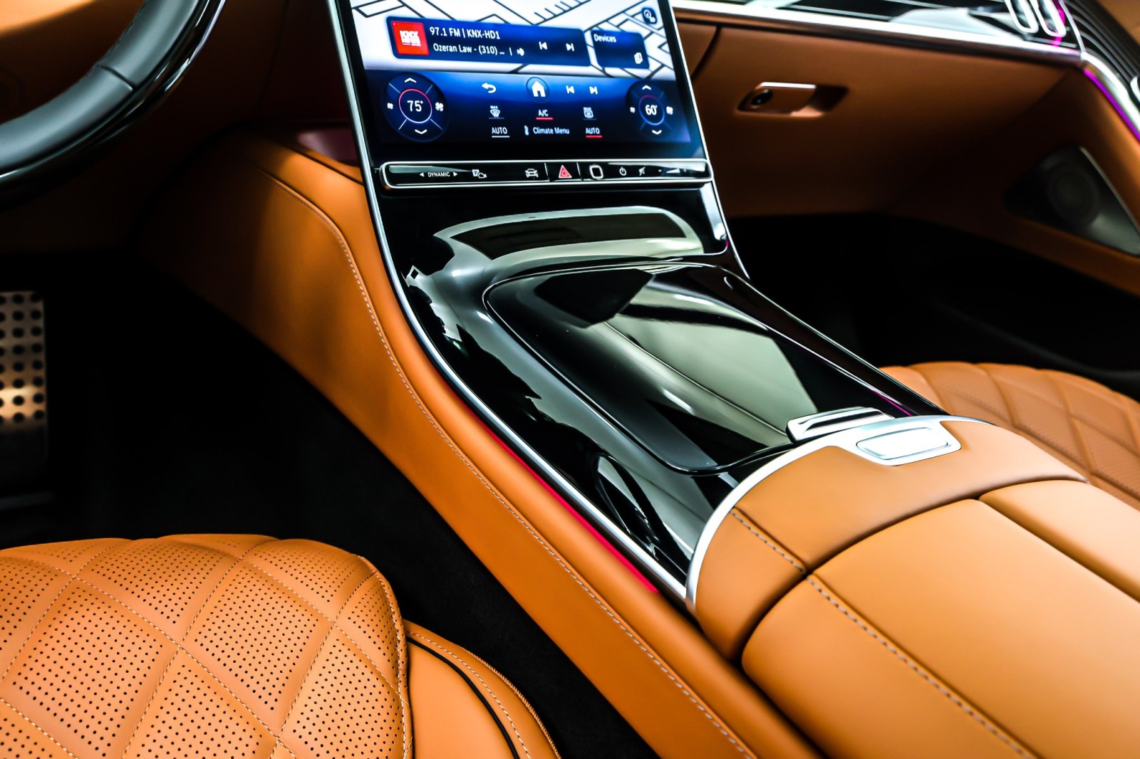 New 2026 Emerald Green Metallic Mercedes-Benz S 580 image 6