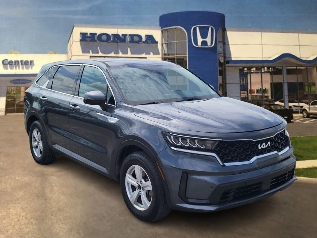 Gray (Gravity Grey) 2023 Kia Sorento LX FWD SUV / Crossover Front-Wheel Drive Automatic