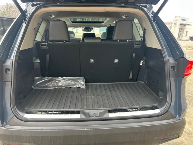 ToyotaGrand Highlander32