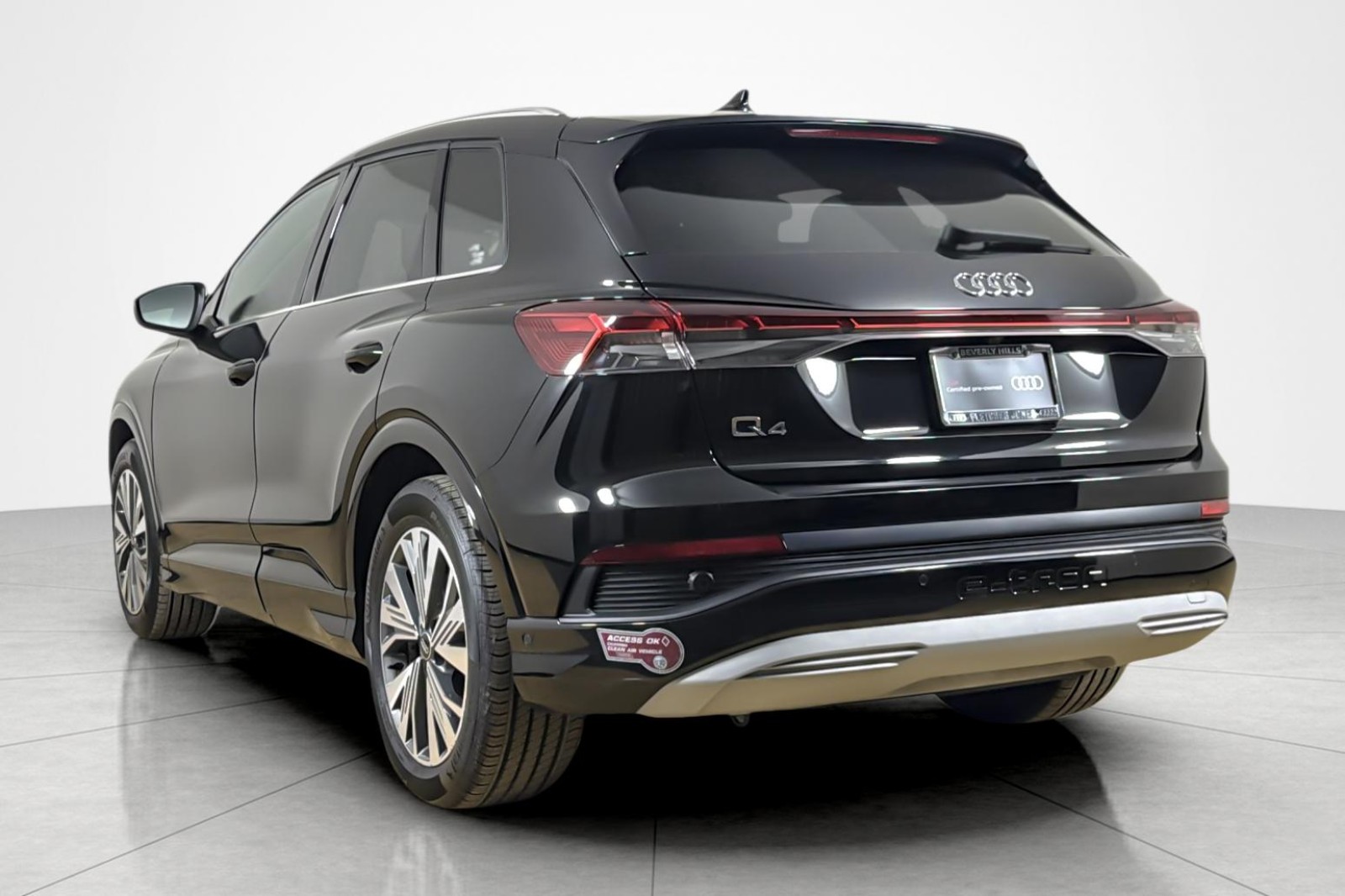 Certified Used 2023 Mythos Black Metallic Audi Premium Plus 40 RWD image 3