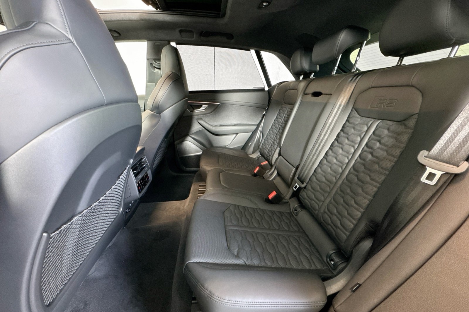 New 2026 Daytona Gray Pearl Effect Audi performance quattro image 21