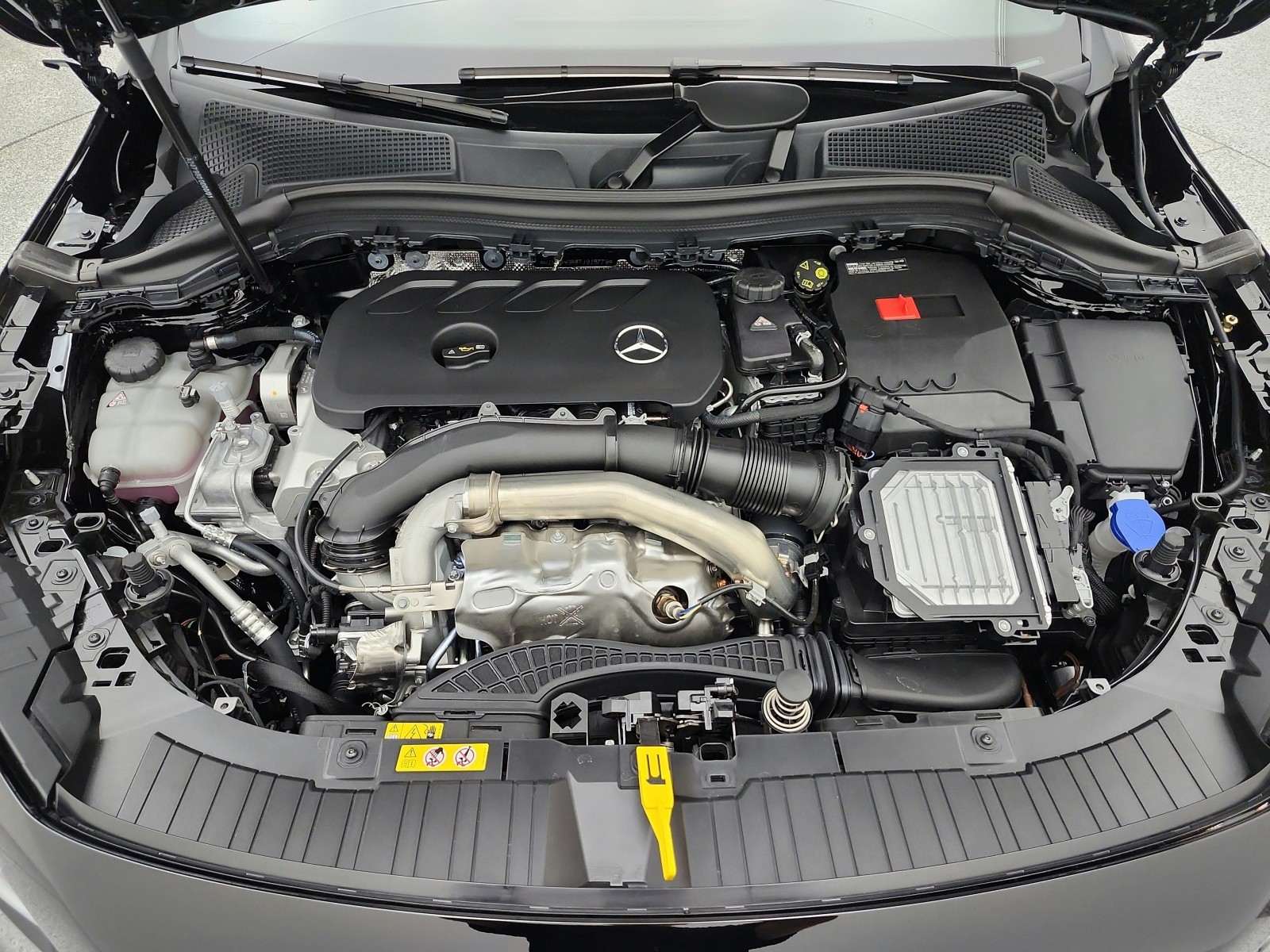 New 2026 Night Black Mercedes-Benz GLA 250 SUV image 12