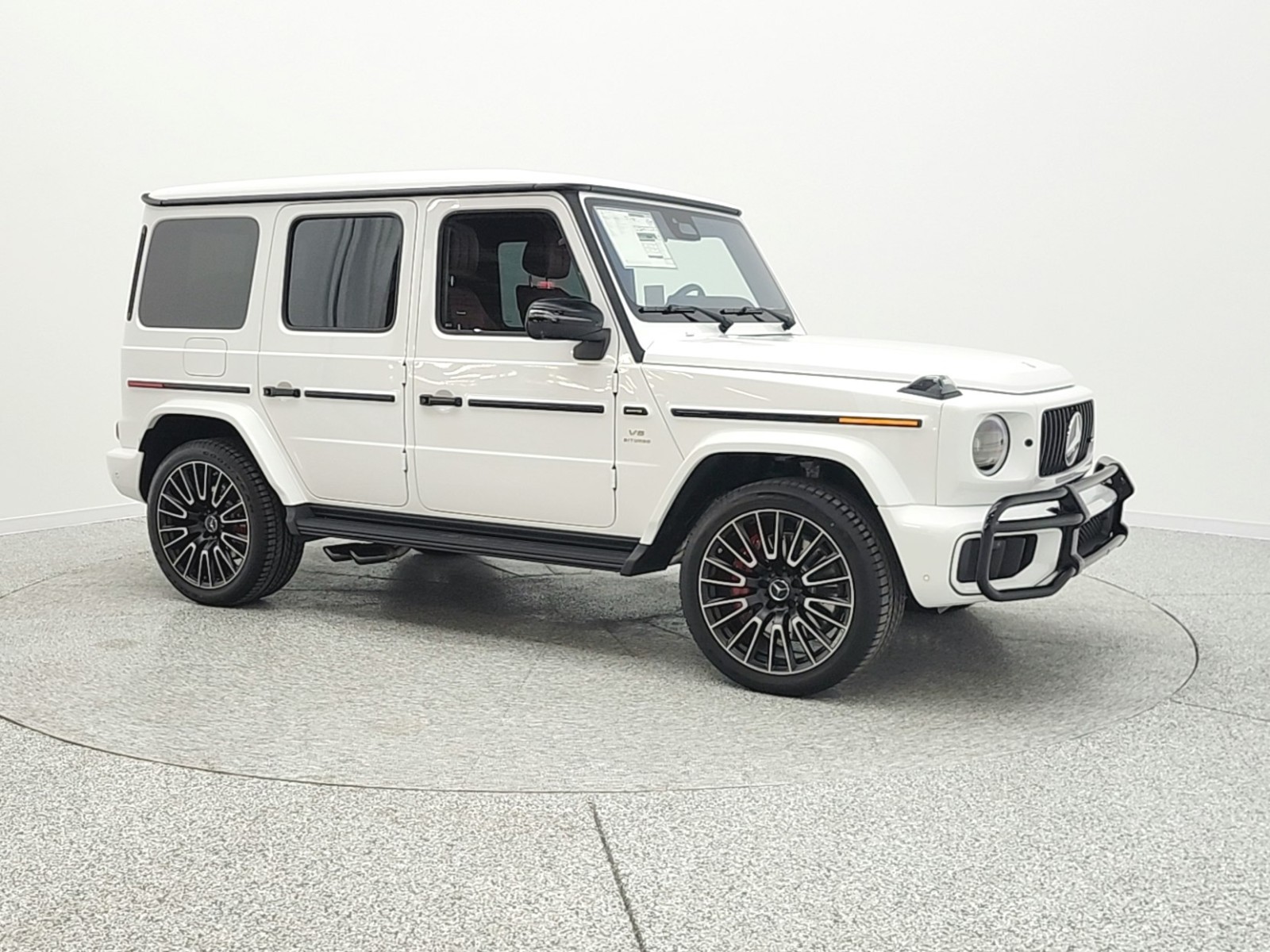 New 2026 MANUFAKTUR Moonlight White Metallic Mercedes-Benz AMG® G 63 image 3