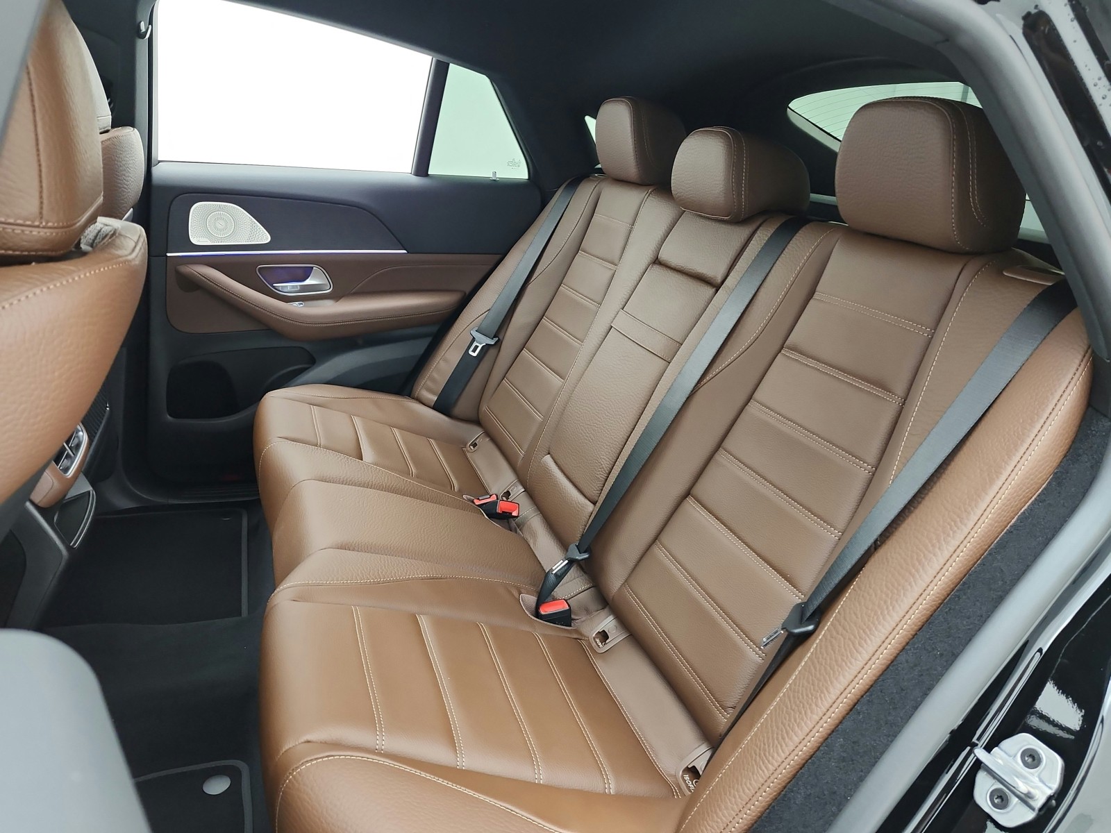 New 2026 Black Mercedes-Benz GLE 450 image 11