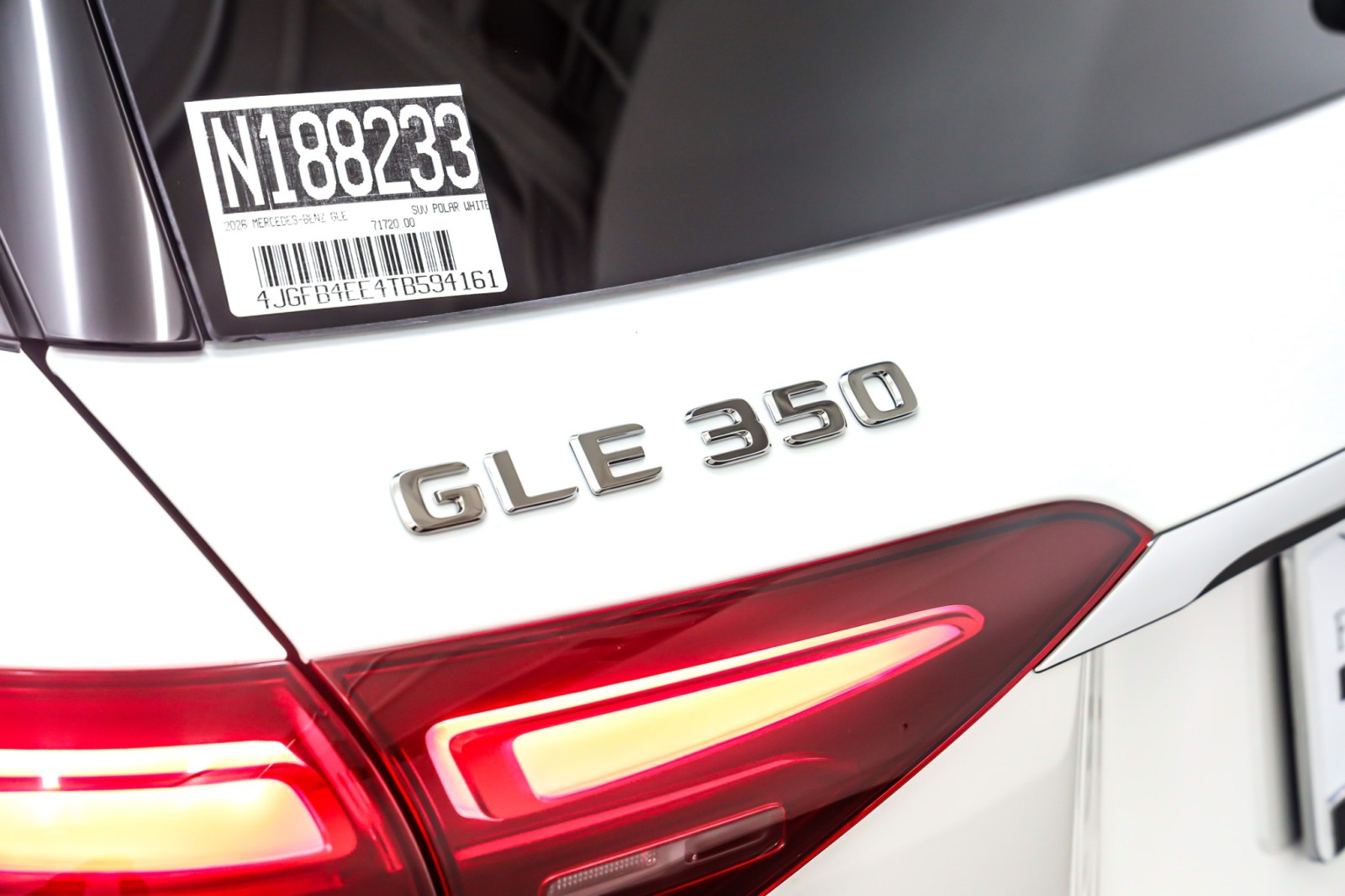 New 2026 Polar White Mercedes-Benz GLE 350 image 9