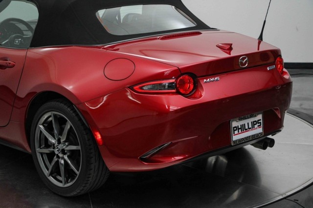 2016 Mazda MX-5 Miata Grand Touring 10