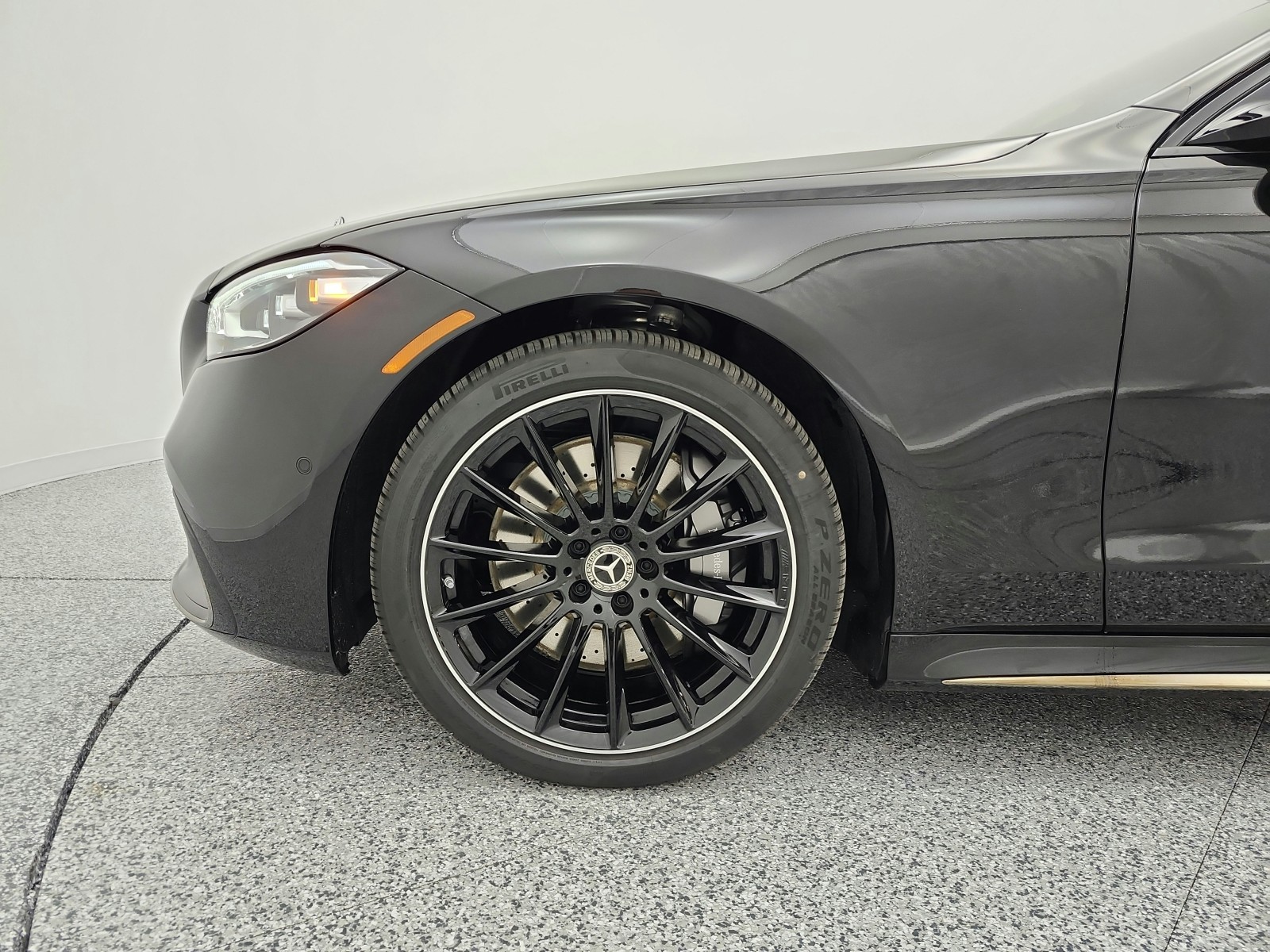 New 2026 Black Mercedes-Benz S 500 image 12