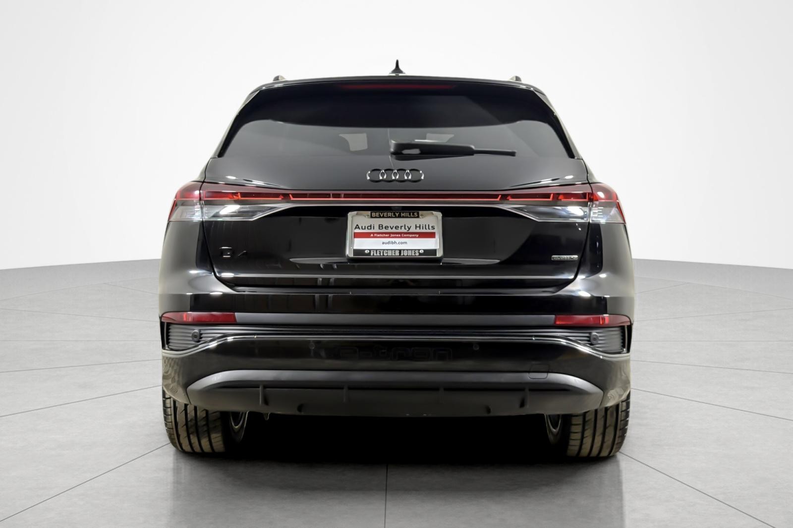Certified Used 2023 Mythos Black Metallic Audi Prestige 50 quattro image 4