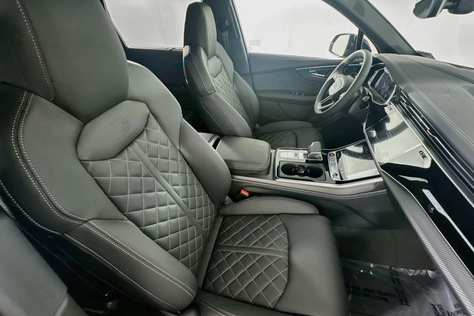 New 2026 Daytona Gray Pearl Effect Audi Prestige image 8
