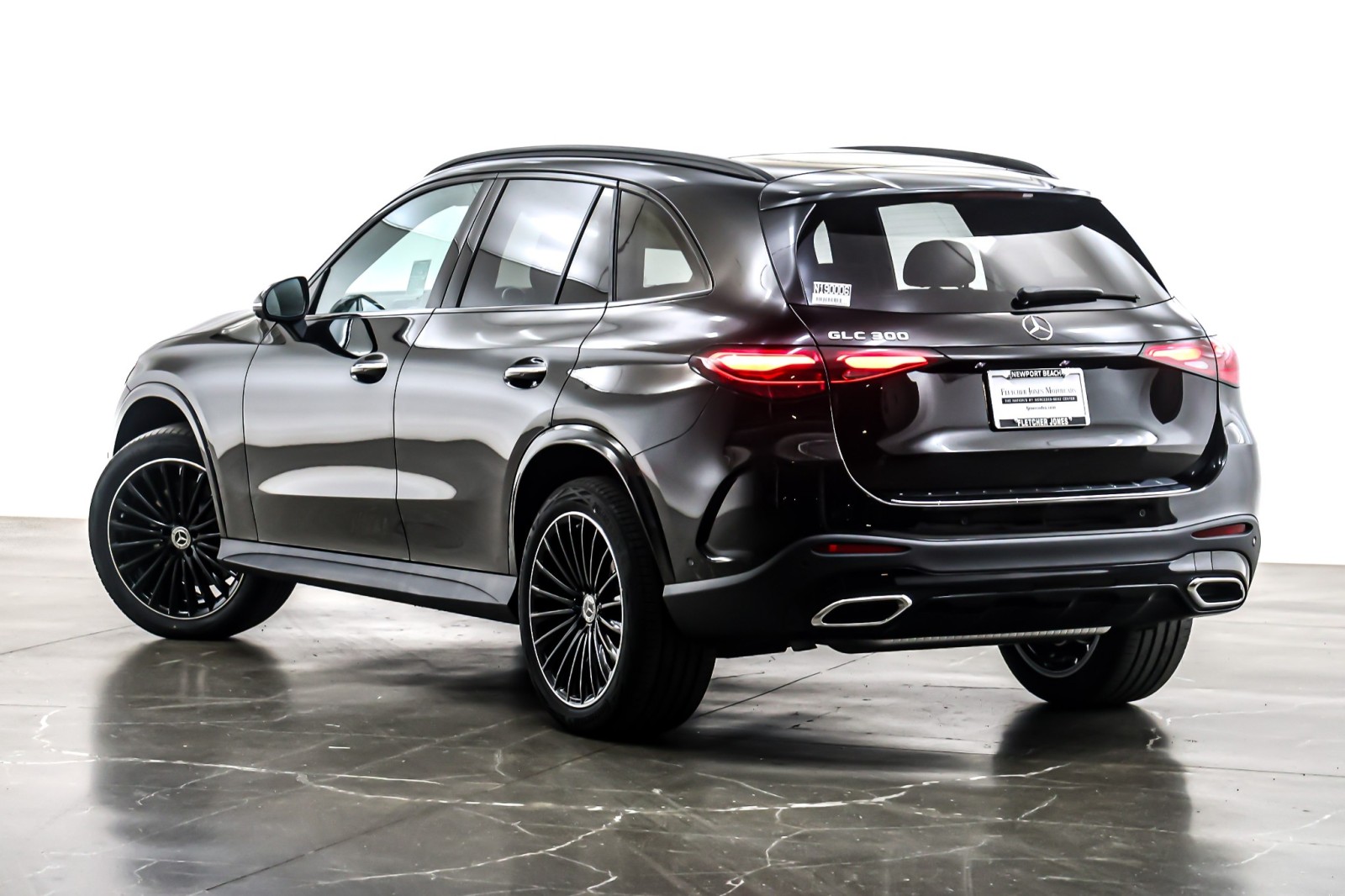 New 2026 Black Mercedes-Benz GLC 300 image 12