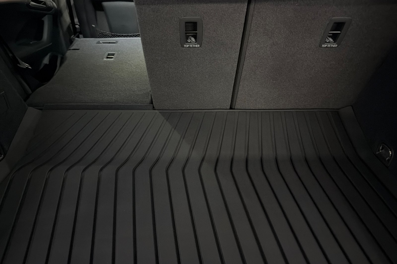New 2027 Magnet Gray Audi Premium Plus quattro image 14