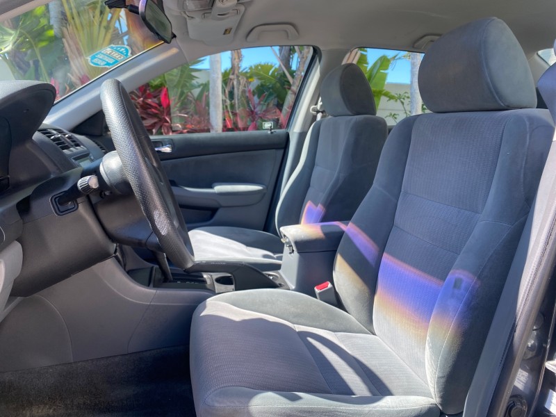2004 Honda Accord Sdn LX LOW MILES 68,079 in , 