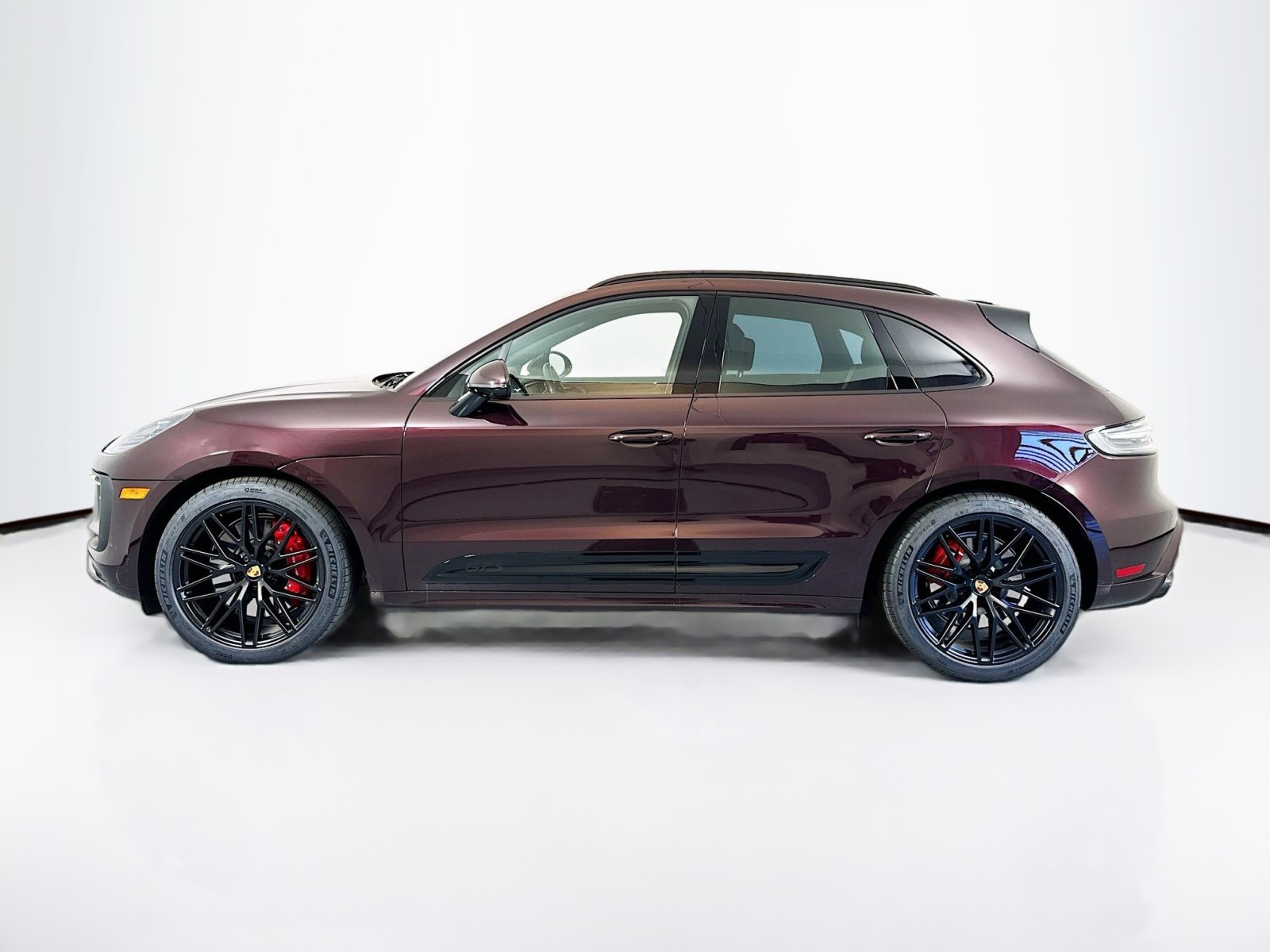 2024 Porsche Macan GTS 8