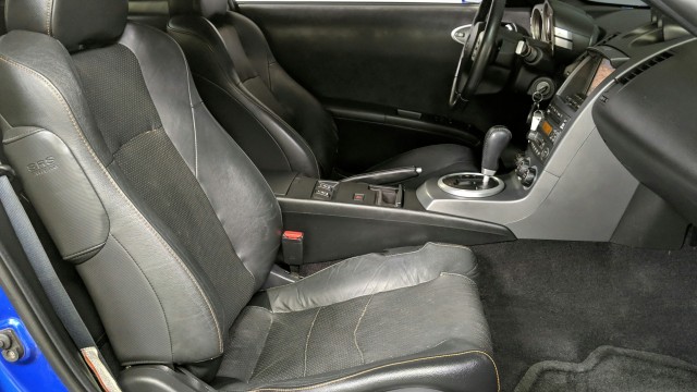 2003 Nissan 350Z Touring w/Navigation 24