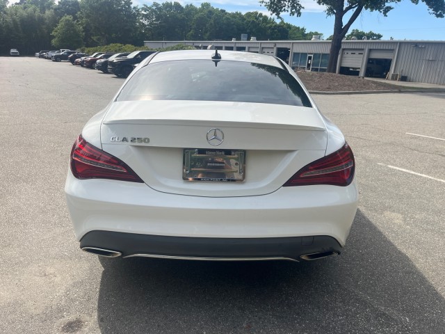 Mercedes-BenzCLA10