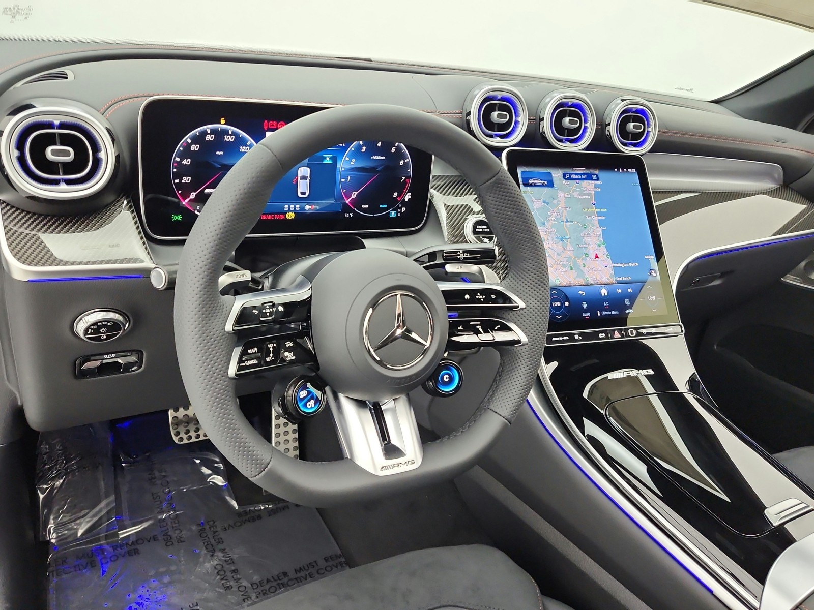 New 2026 MANUFAKTUR Moonlight White Metallic Mercedes-Benz AMG® GLC 43 image 9