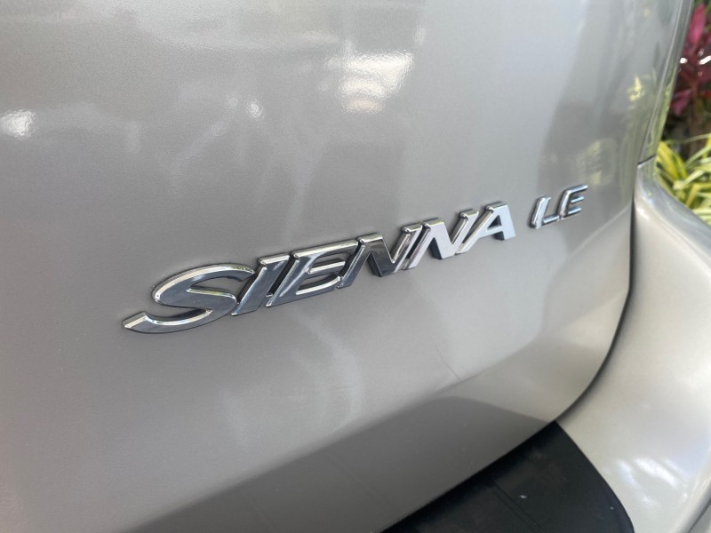 2010 Toyota Sienna LE LOW MILES 41,871 1 OWNER 7 PASSENGER in , 