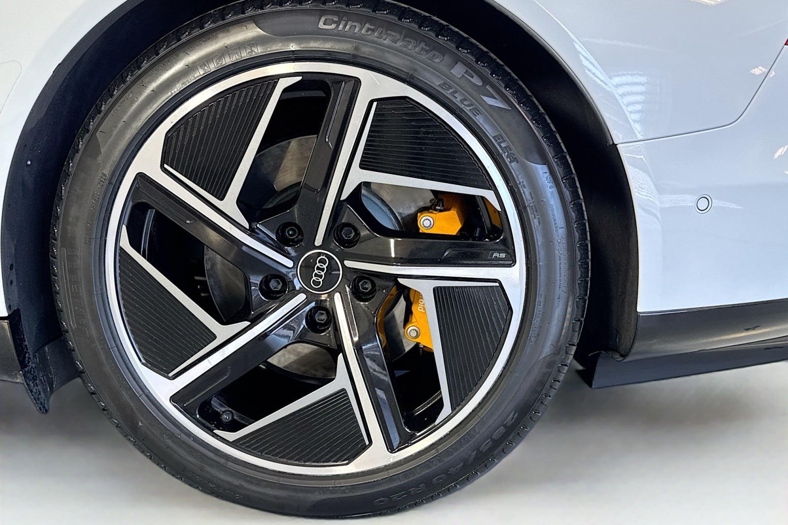 Used 2024 Suzuka Gray Metallic Audi  image 30