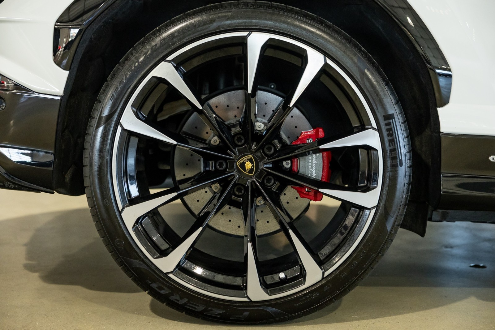 Used Car 2023 Lamborghini Urus  S For Sale Under $240,000 In Boerne, Texas