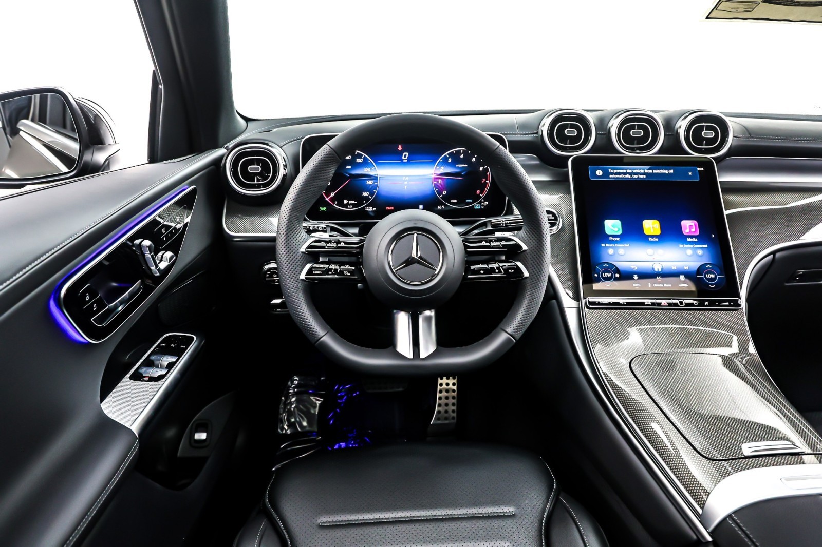 New 2026 Graphite Grey Metallic Mercedes-Benz GLC 300 SUV image 4