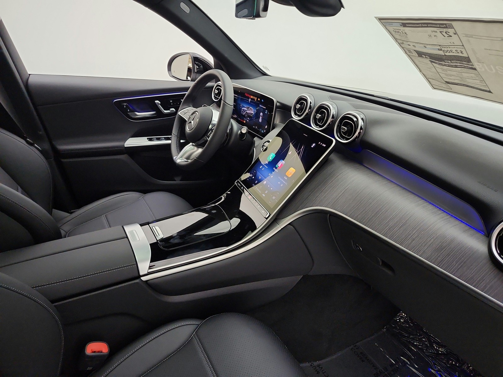 New 2026 Black Mercedes-Benz GLC 300 SUV image 15