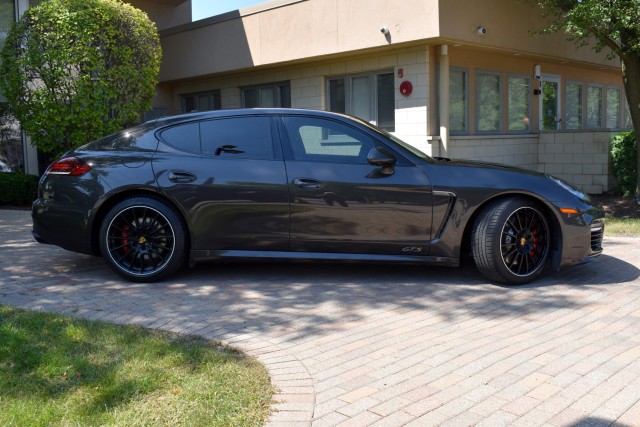 2016 Porsche Panamera GTS PDK Carbon Steering Wheel Lane Departure Premium Pkg. Plus Park Assist Bose Sound MSRP $133,580 14