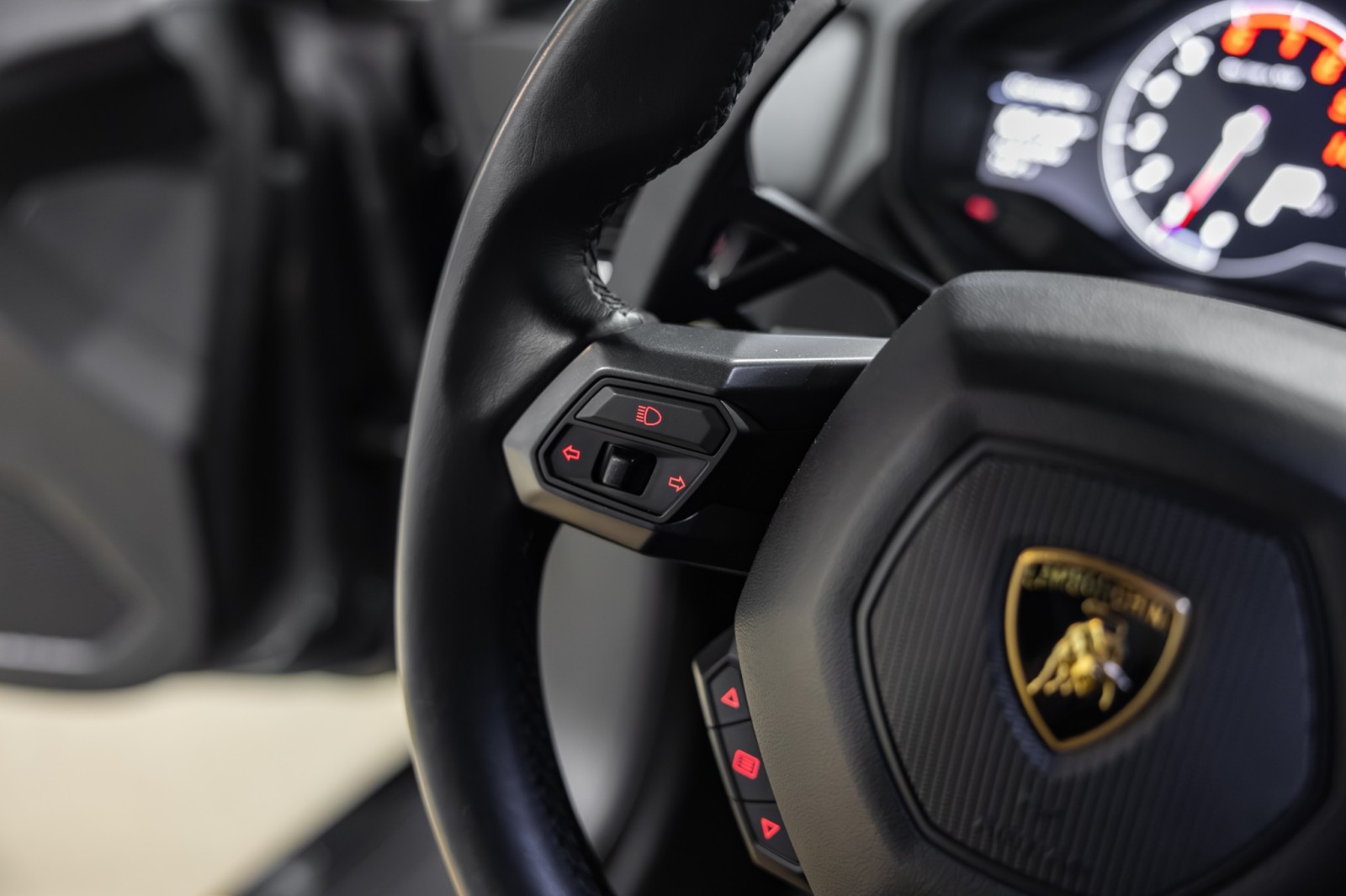 Used Car 2016 Lamborghini Huracan  Lp 580-2 - Lifting System + - $242,395 Msrp - Giano Wheels For Sale Under $240,000 In Boerne, Texas