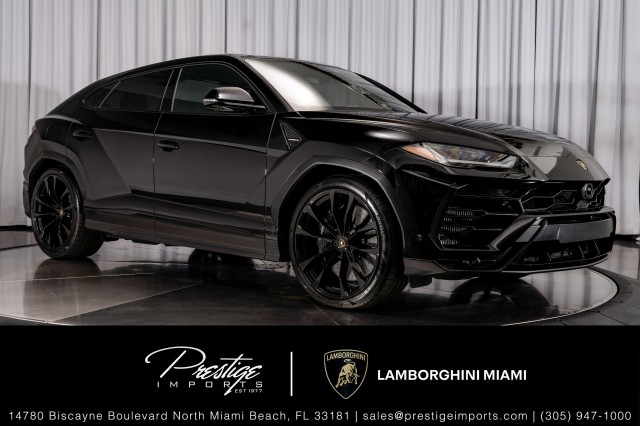 /2021 Lamborghini Urus