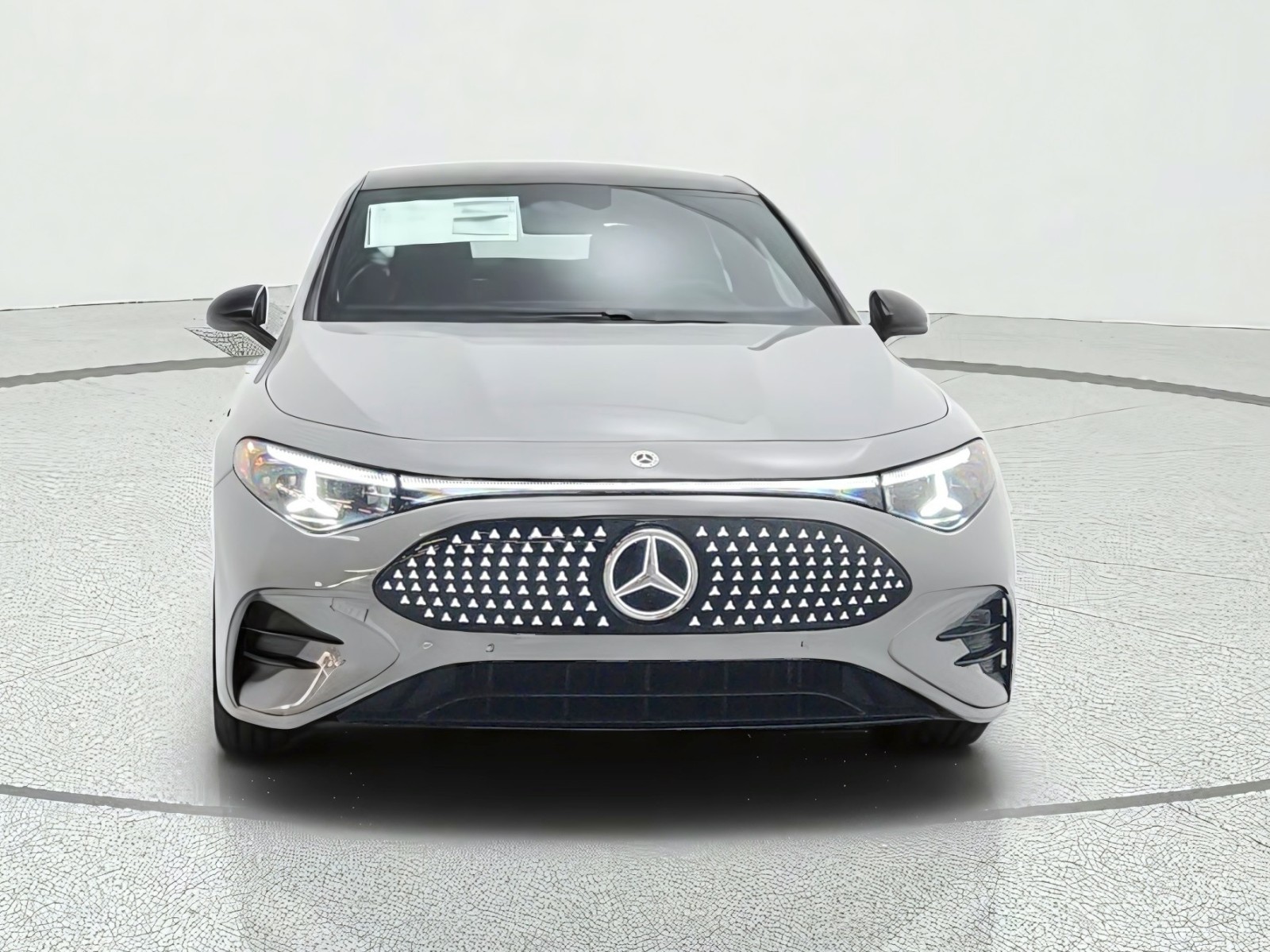 New 2027 MANUFAKTUR Alpine Grey Mercedes-Benz CLA 250+ Electric RWD image 2