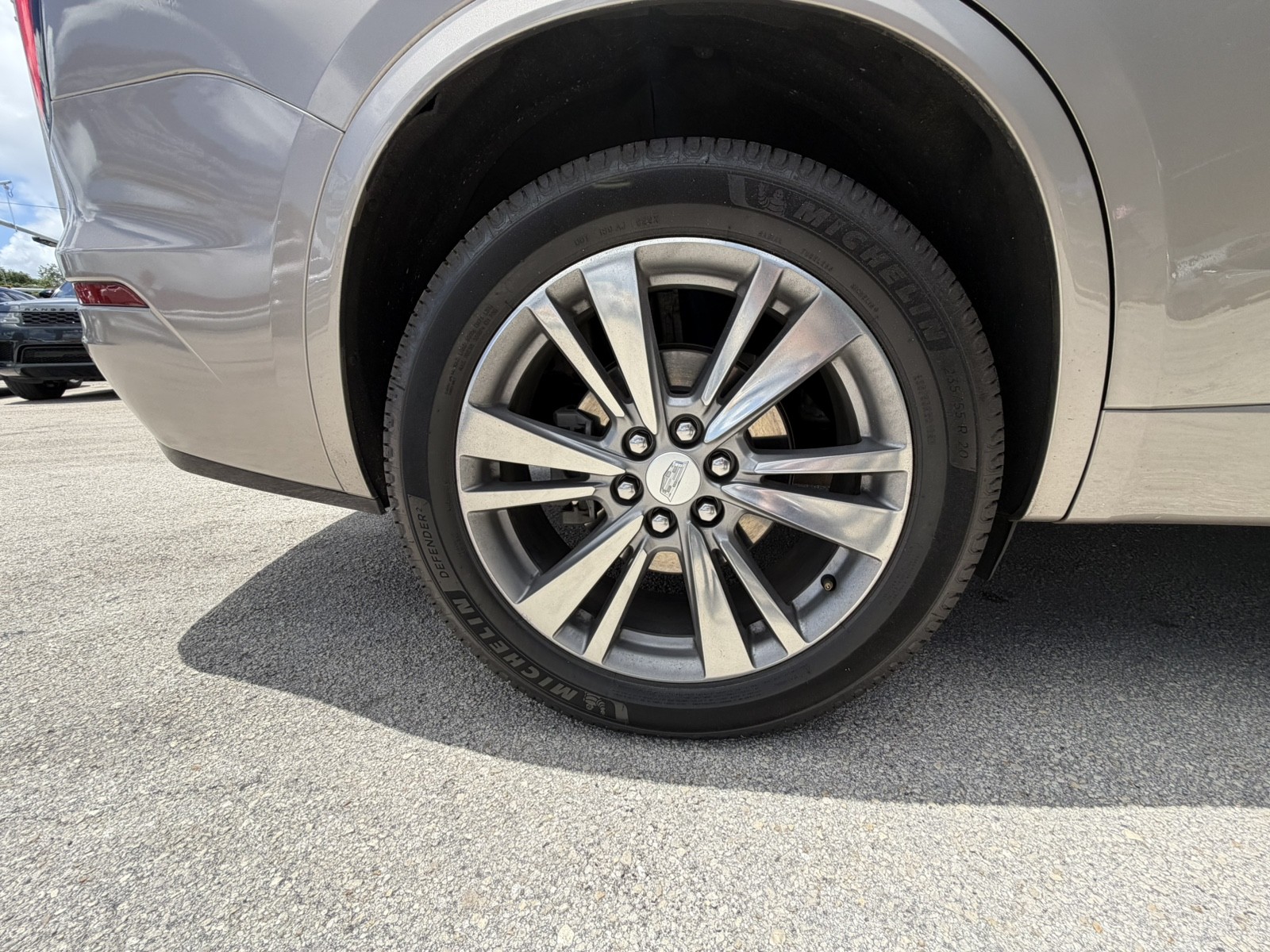 2022 Cadillac XT6 - $25,988