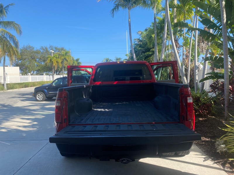 2008 Ford Super Duty F-350 DRW XL LOW MILES 43,076 4WD in ,