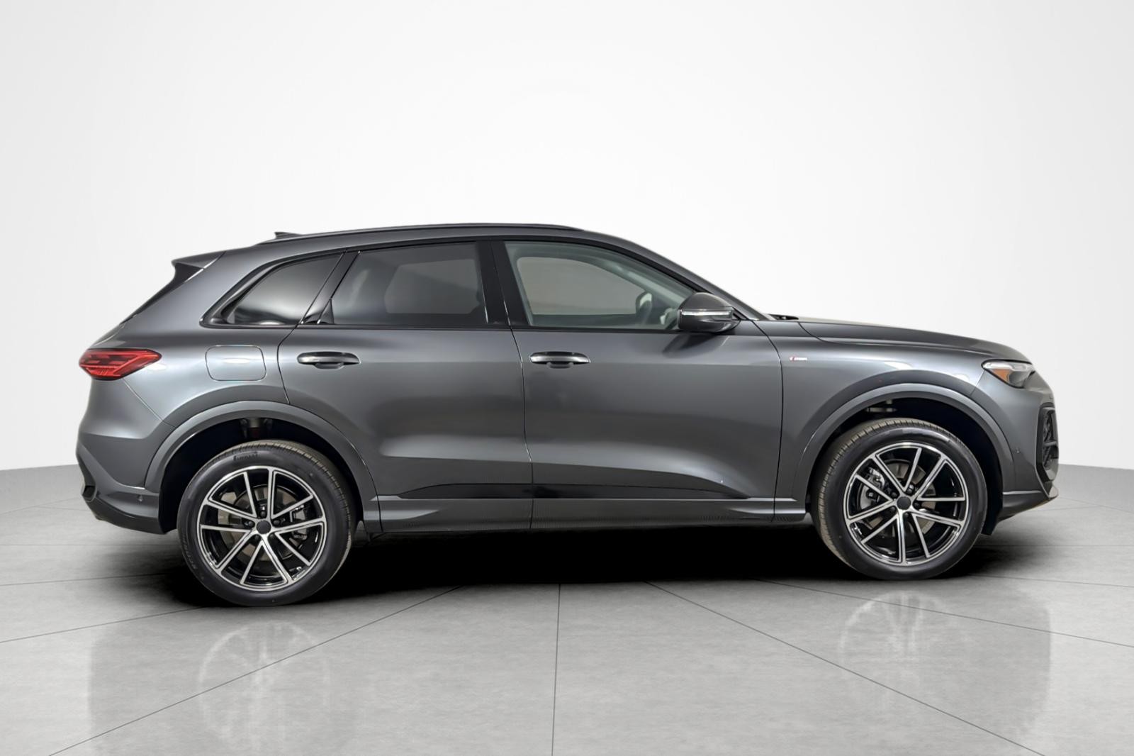 New 2026 Daytona Gray Pearl Effect Audi Premium Plus 2.0 TFSI quattro image 7
