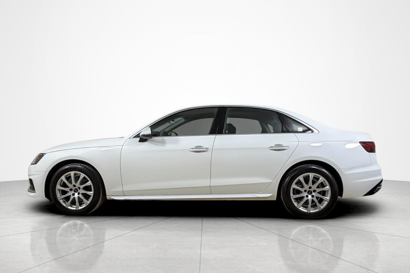 Used 2023 Ibis White Audi Premium 40 TFSI quattro image 2