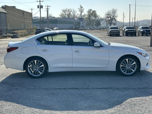 2021 INFINITI Q50 3.0t LUXE 2