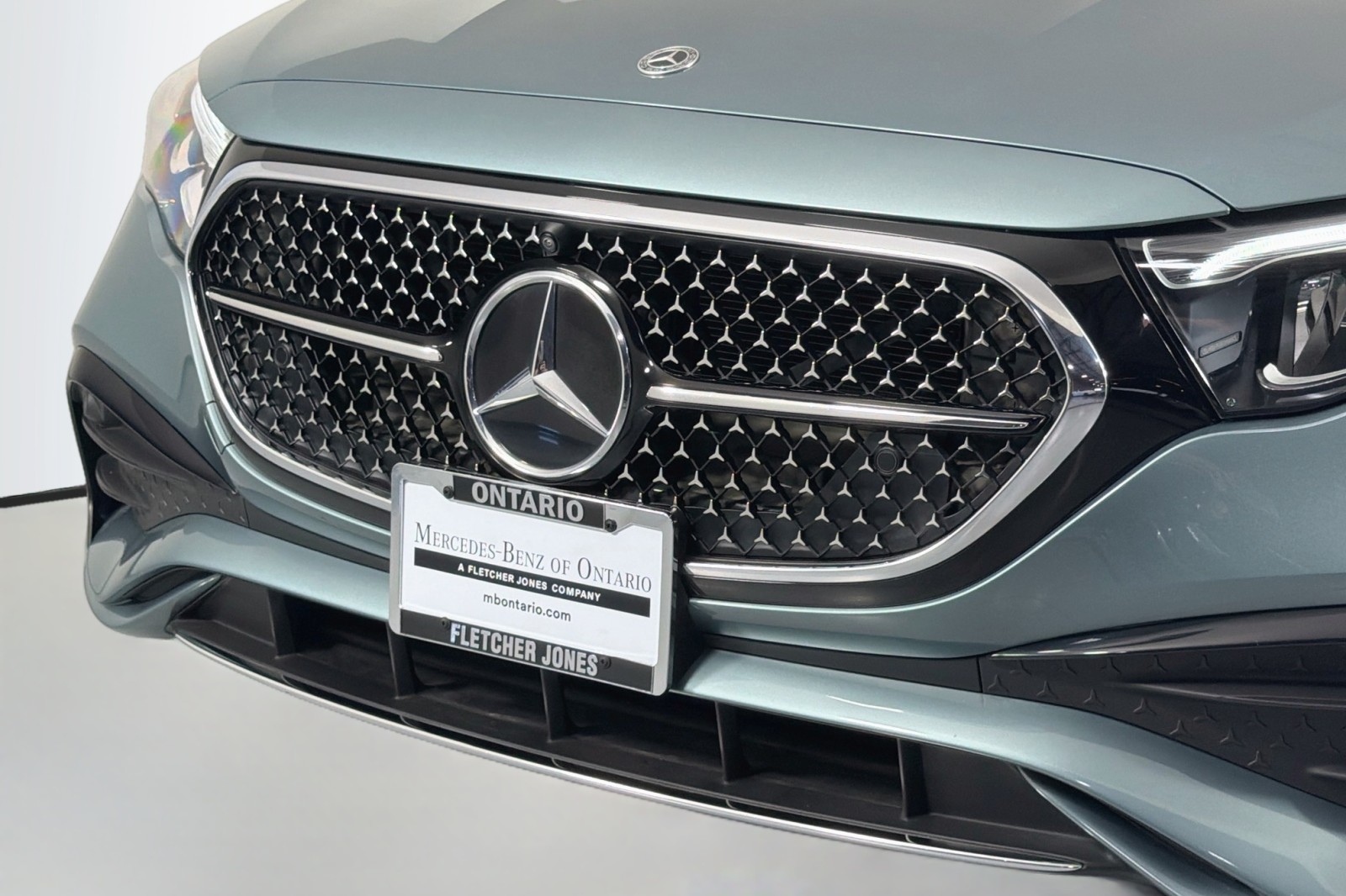 Certified Used 2024 Verde Silver Metallic Mercedes-Benz E 350 image 13