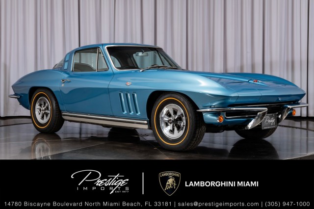 /1965 Chevrolet Corvette-Stingray