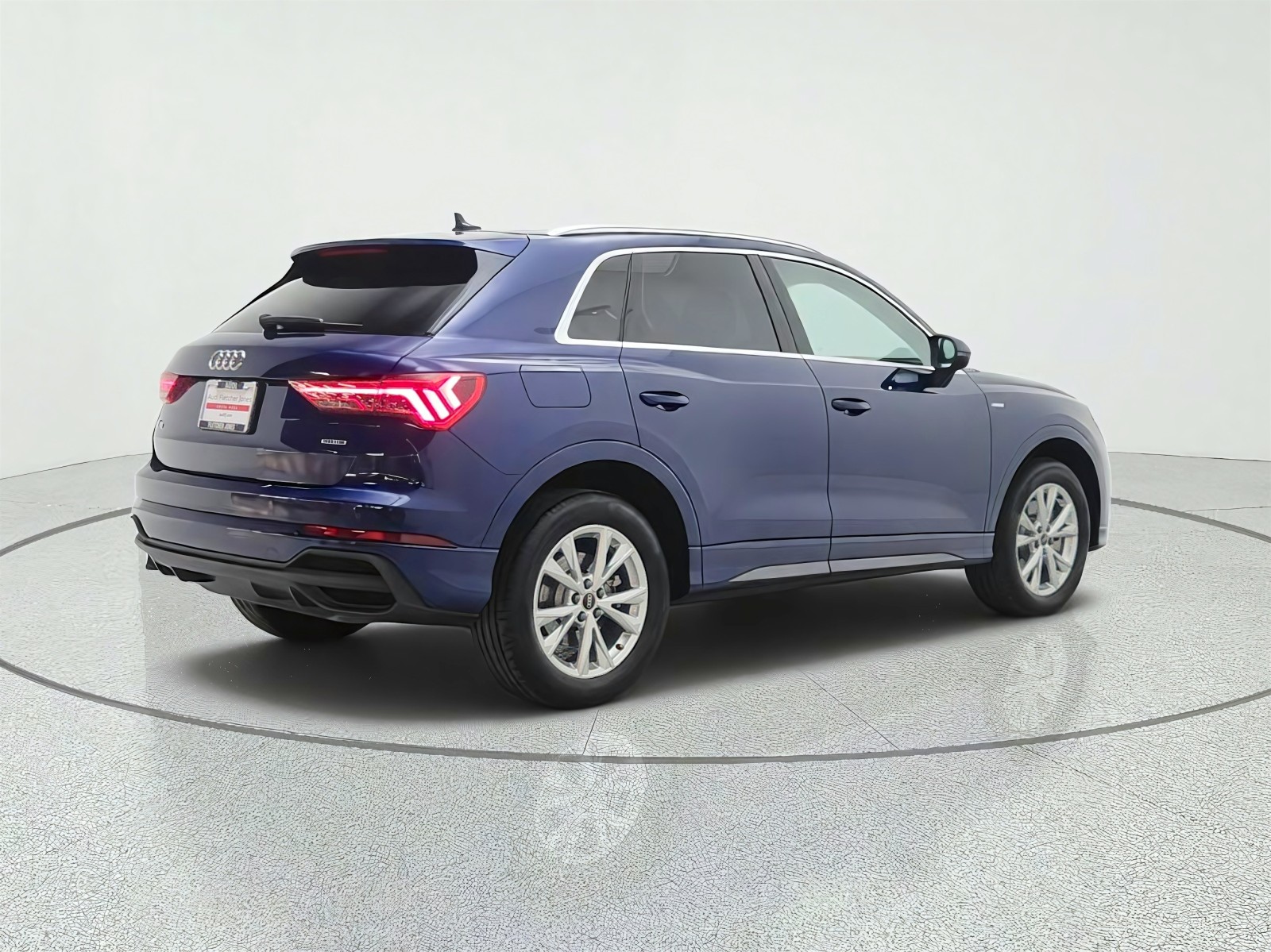 Used 2025 Navarra Blue Metallic Audi S line Premium Plus image 5