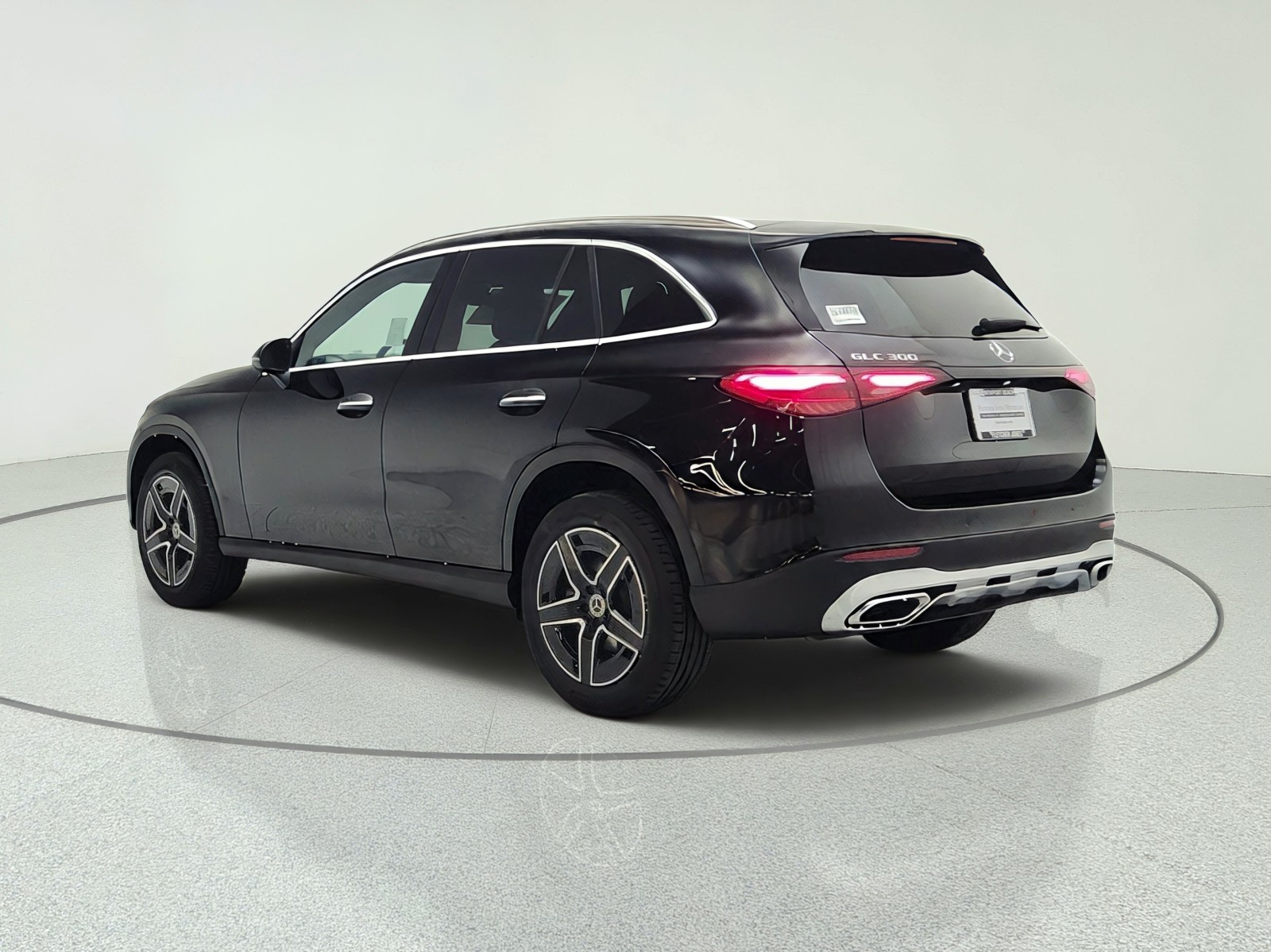New 2027 Black Mercedes-Benz GLC 300 SUV image 7