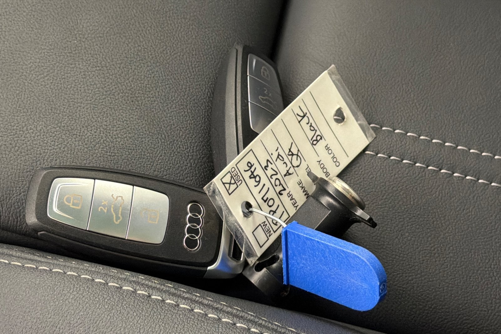 Used 2023 Mythos Black Metallic Audi Premium Plus 50 quattro image 25