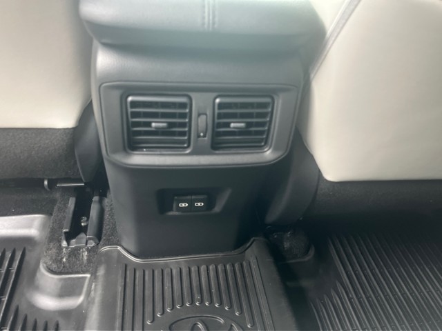 ToyotaRAV437
