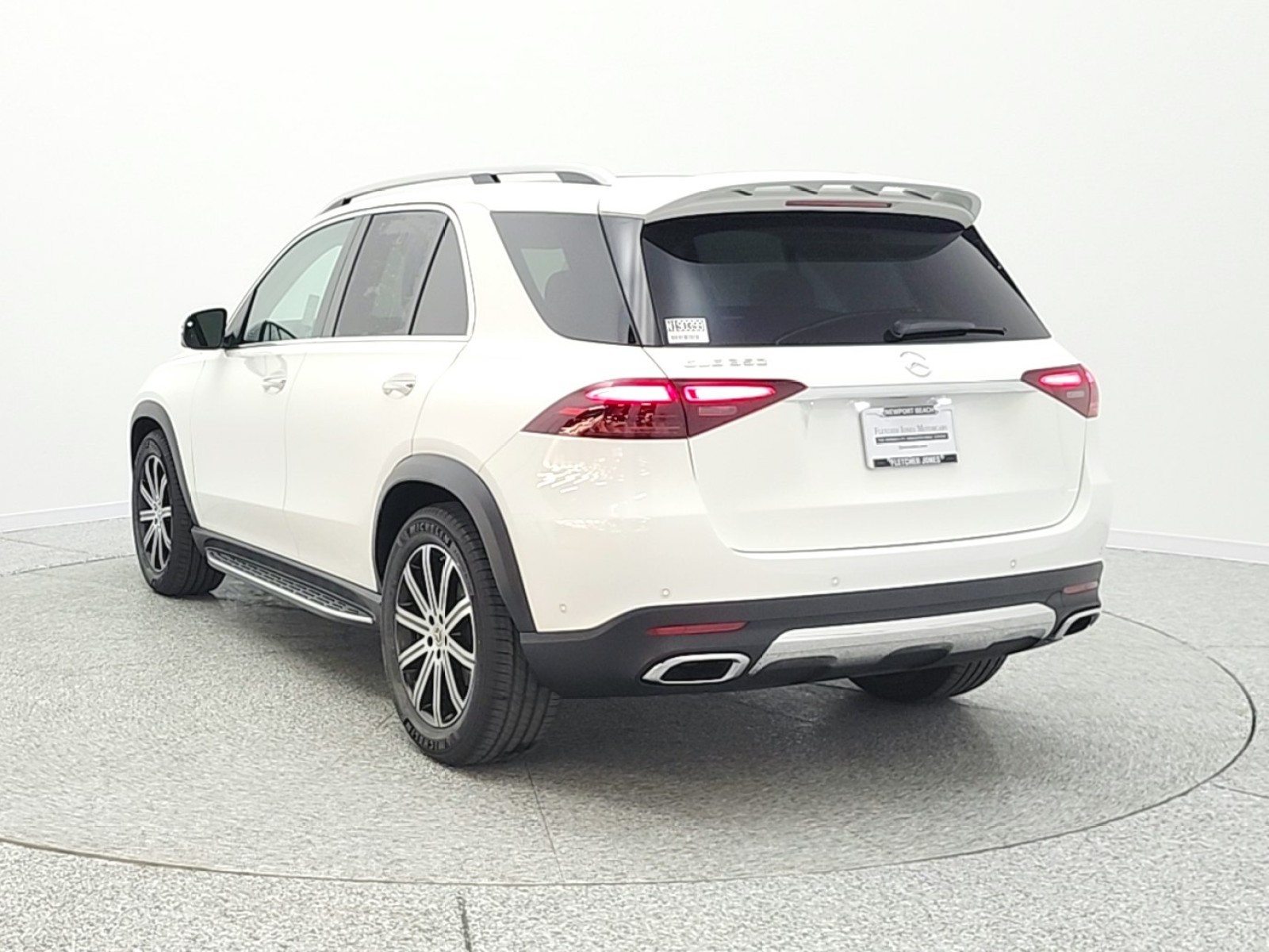 New 2026 Polar White Mercedes-Benz GLE 350 image 7