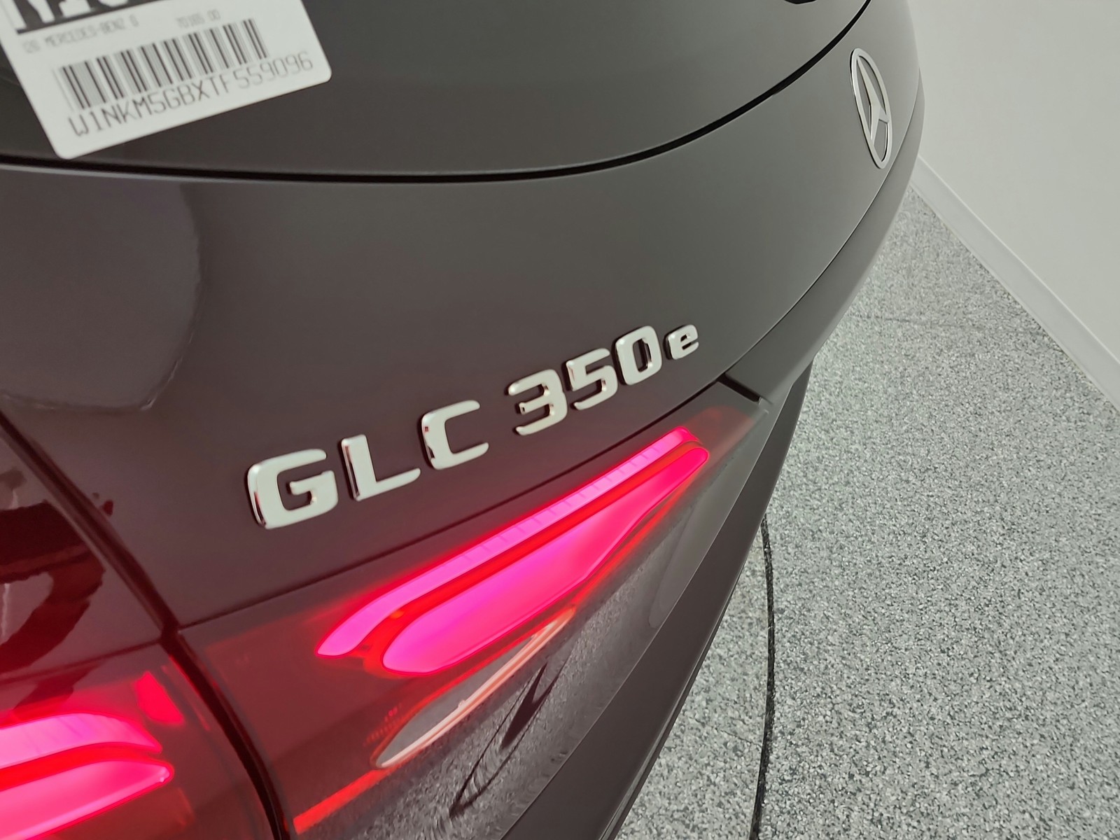 New 2026 Black Mercedes-Benz GLC 350e image 17
