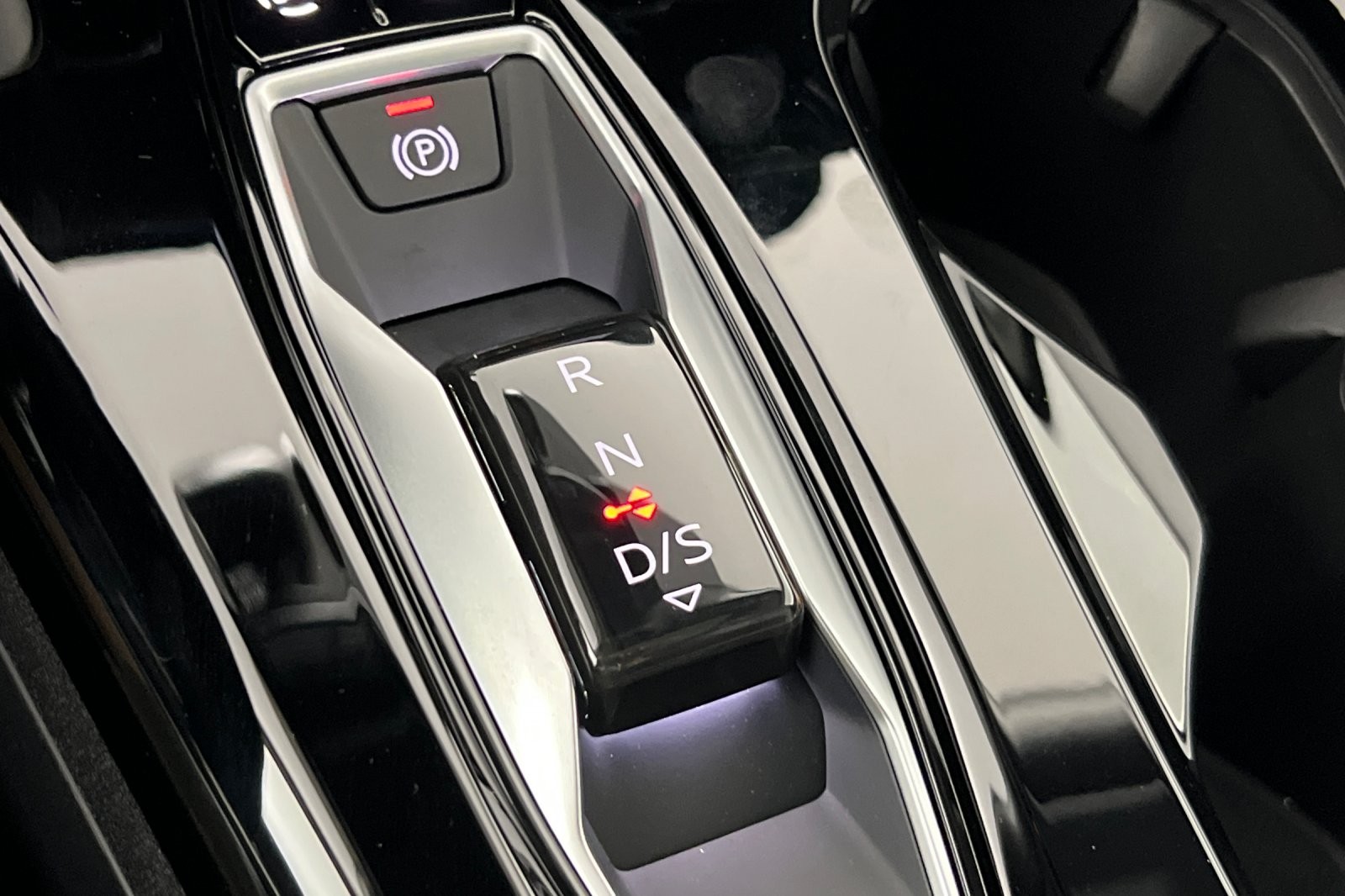 New 2025 Mythos Black Metallic Audi Premium Plus 2.0 TFSI quattro image 21