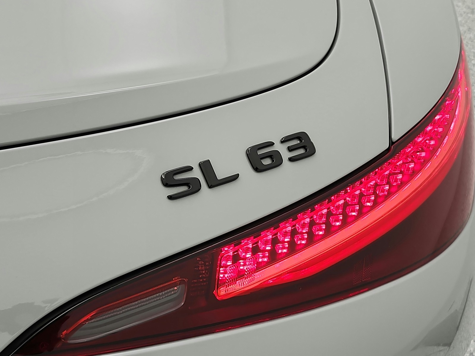 Certified Used 2022 MANUFAKTUR Alpine Grey Mercedes-Benz AMG® SL 63 Roadster image 21