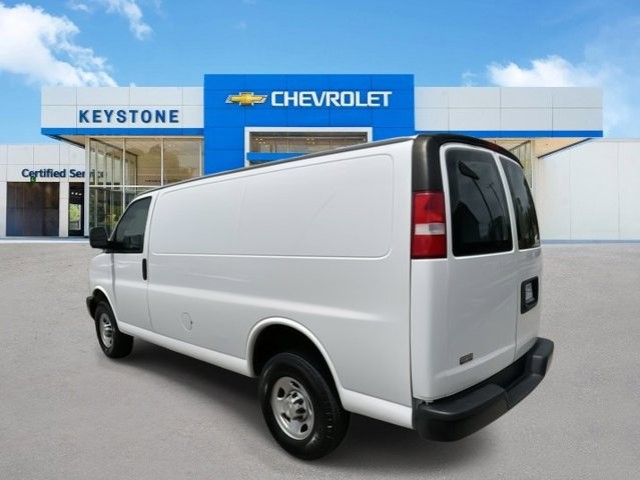 2022 Chevrolet Express Cargo Van  5